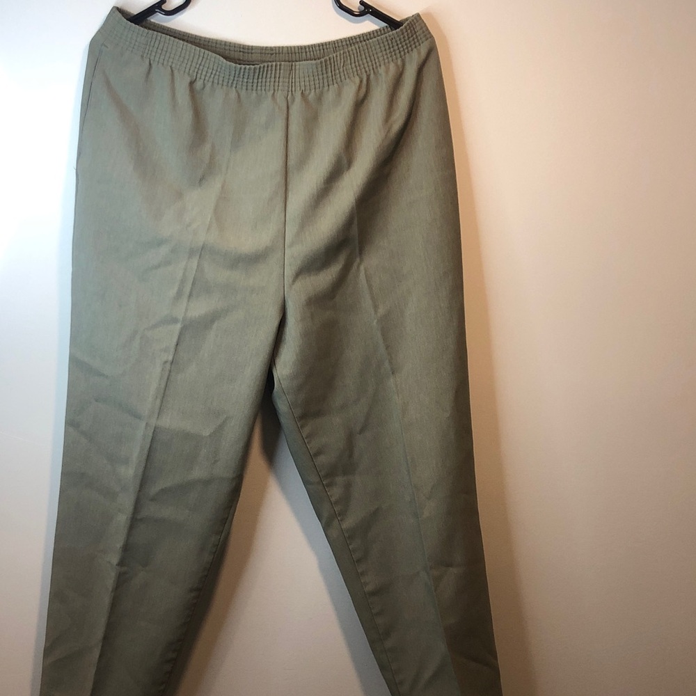 Women's 2XL Elegant Olive Green Pants